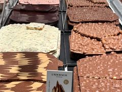 -Laderach 莱德拉(上海环贸iapm店)