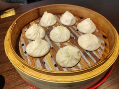 招牌鲜肉小笼汤包-玖鲜小笼(中山广场店)
