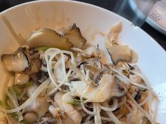 -五谷丰登农家院·地道胶东菜·海鲜烧烤(威海店)