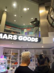 -MINI MARS 脚下的城市乐园·餐饮·派对(静安江宁店)