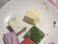 -汉金城海鲜烤肉自助百汇(威海威高广场店)