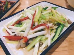 -二孃鸡爪爪(东郊记忆店)