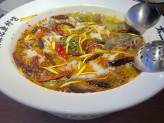 -太二酸菜鱼(兴业太古汇店)