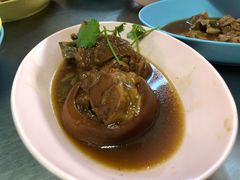 -Kha Mu Charoensang(Silom)
