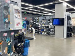 -迪卡侬(徐泾店)