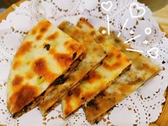 干菜肉麦饼-桐香园小笼包(百井坊巷店)