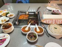 -海底捞火锅(世豪广场店)