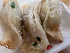 -小姜锅贴(凤凰街店)