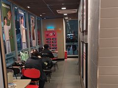 -麦当劳(轻轨曹杨路店)