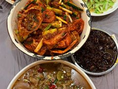 招牌鲜辣蟹-辣螃铠盆盆蟹大排档(总店)