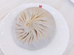 蟹黄汤包-怡园饭店-餐厅(四望亭店)