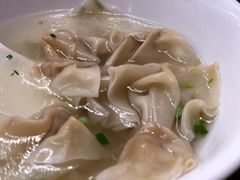 小馄饨-朱新年·苏式汤团·面点(北寺塔店)