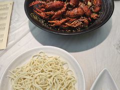 -肥肥虾庄·金牌油焖大虾(沙湖店)