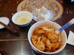 -笑来喜馄饨小笼工坊(通扬路店)