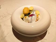 热带珍果配冰淇淋-王府半岛酒店·Jing餐厅