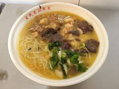 -文山荷鲜居(翠湖店)