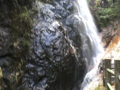 -南昆山川龙瀑布