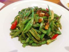 酥肉干煸四季豆-九十九顶毡房(阜石路店)