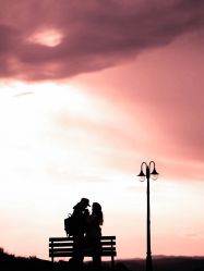 -雪中彩影婚纱摄影·微光艺术中心