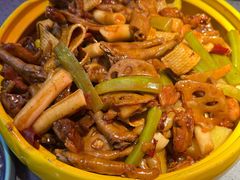 -多嘴超级肉蟹煲(欧亚卖场店)