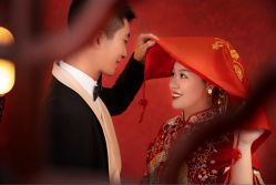-挪娅婚纱摄影皇家会所
