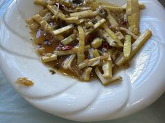 -天乐农家鱼头王(天目湖店)
