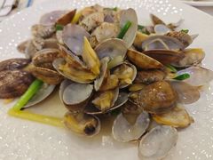 -粤盛海鲜平价店(洛溪食街店)