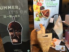 -星巴克臻选(上海长风大悦城店)
