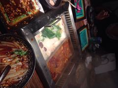 老牌坊鱼火锅(（黄河路店）)-老牌坊云南鱼豆花火锅(嵩山店)