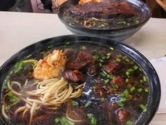 -小龙大肉面馆