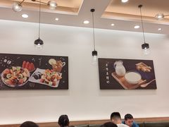 大堂-佰搭果·广式茶餐厅(西华路店)