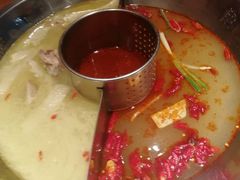 -佬土鹅肠火锅(解放路店)