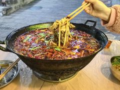 -鸿顺老铁锅美蛙鱼府(解放碑店)