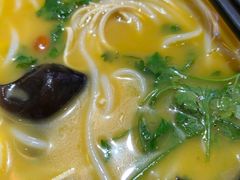 -太子浓心招牌炸酱小锅米线(探十里店)