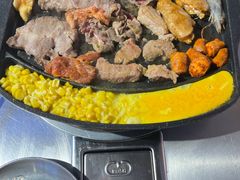 -阿亲家·韩式无限烤肉(花果园店)