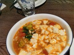 番茄豆腐西蓝花-青叶202都市餐厅(迪诺水镇店)