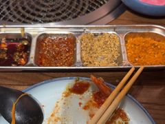 -明洞阿姨·韩式酱蟹烤肉·创意料理(三元桥店)