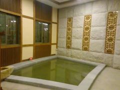 -宁波杭州湾海底温泉