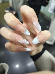 -晨·艺美甲美睫