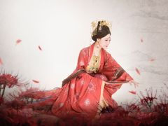 -九月鹰飞汉服摄影工作室