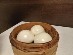 蛋黄流沙包-煲王粤菜餐厅(中侨中心店)