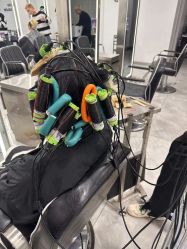 -Coo Hair salon