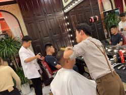 -东方先生国潮男士理发馆