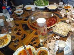 -小天鹅火锅·一线江景洪鼎旗舰店(洪崖洞店)