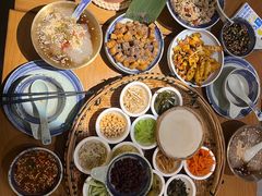 -包整·丝娃娃(一览甲秀楼风景店)