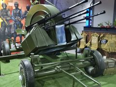 -都市枪神实弹射击俱乐部