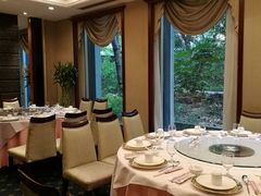 包厢-御花园·粤菜·海鲜火锅(中山公园店)