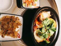 -领鲜天下·焗海鲜·花胶鸡(天目里店)