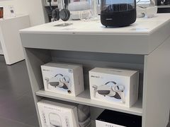 -Apple授权专营店(五彩城店)