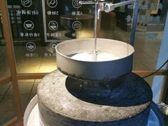 -呷佬·长沙手工米粉(金沙江路店)